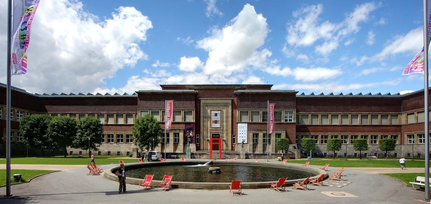 Le Museum Kunstpalast, Düsseldorf.